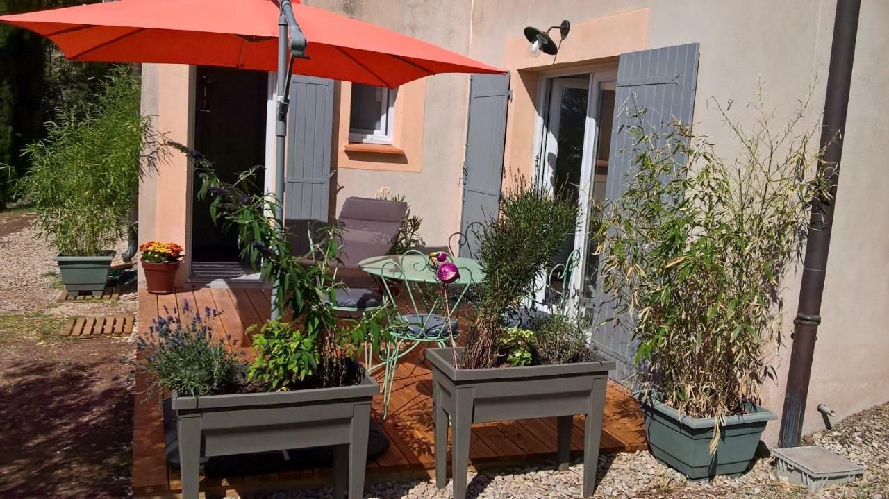 Le Chemin De Lauzieres Hotel Octon Luaran gambar